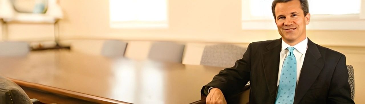 Professional commercial real estate experts at American Commercial Brokerage